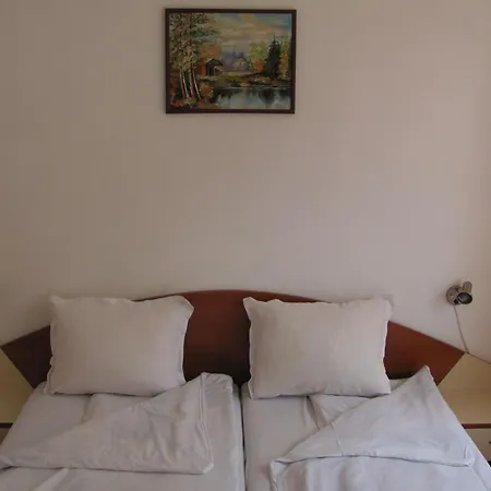 Hotel Stop